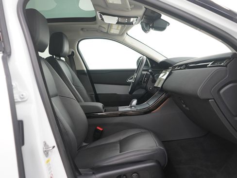 Used 2024 Land Rover Range Rover Velar S image 11