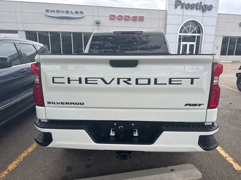 Used 2021 Chevrolet Silverado 1500 RST w/ Bed Protection Package AWD/4WD image 4