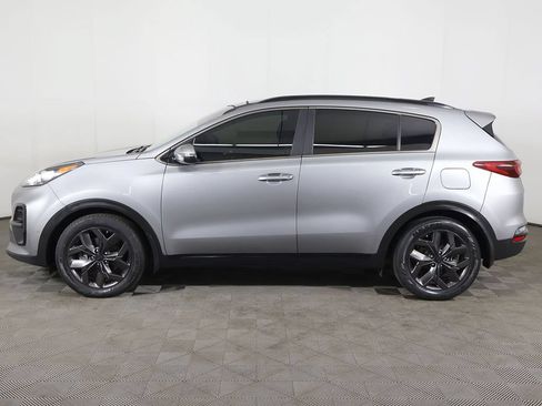 Used 2022 Kia Sportage Nightfall Edition FWD image 14