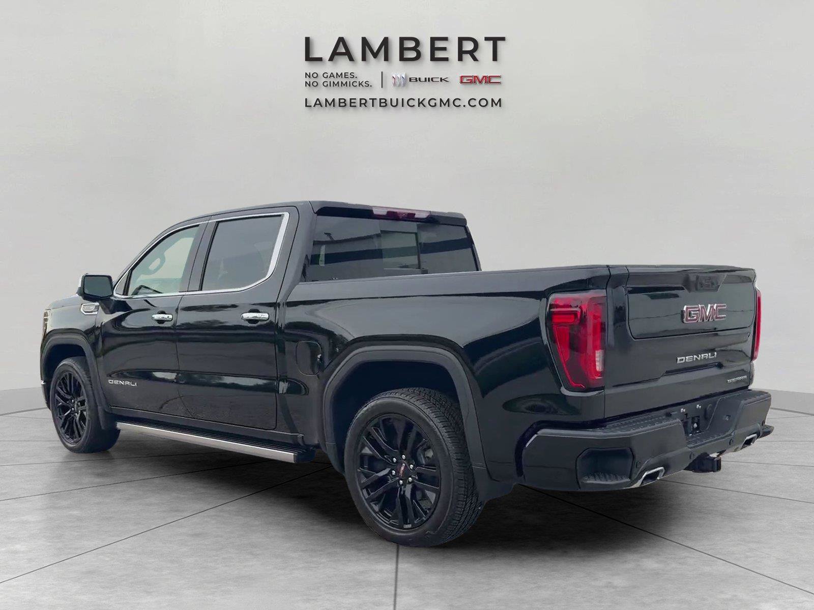 Used 2024 GMC Sierra 1500 Denali AWD/4WD image 3