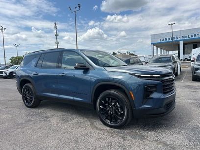 New 2026 Chevrolet Traverse LT w/ Midnight/Sport Edition