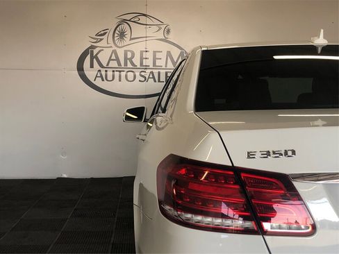 Used 2016 Mercedes-Benz E 350 Sedan image 22