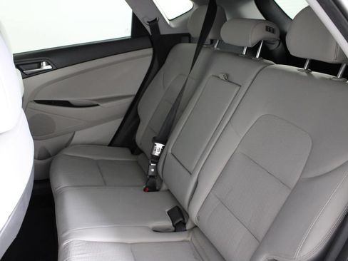 Used 2020 Hyundai Tucson Value FWD image 19