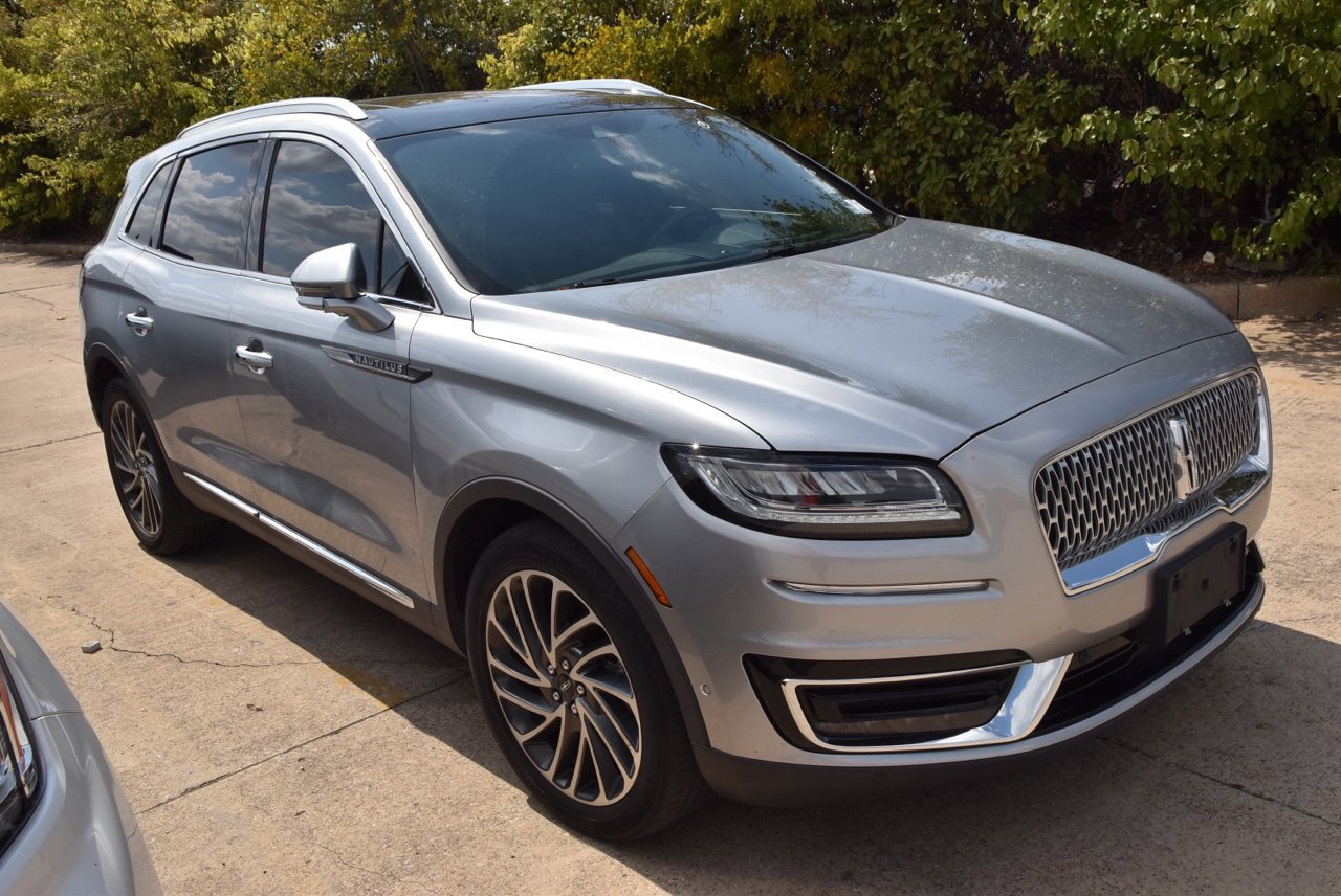 Used 2020 Lincoln Nautilus Reserve FWD image 4