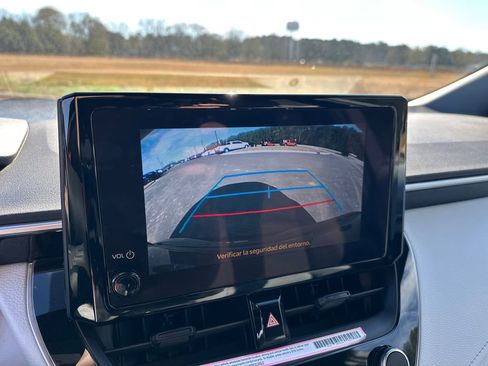 Used 2024 Toyota Corolla SE image 29