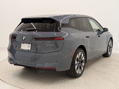 New 2026 BMW iX xDrive60 image 9