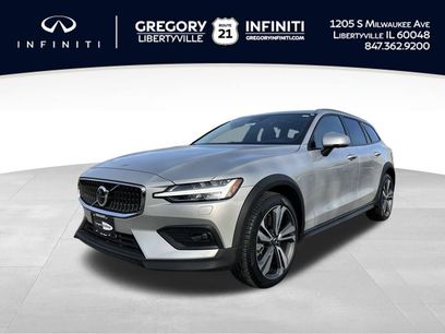 Used 2025 Volvo V60 B5 Cross Country Plus