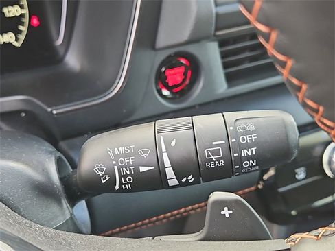 Used 2023 Honda Pilot TrailSport image 22