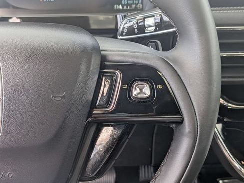 Certified 2023 Lincoln Corsair AWD w/ Equipment Group 101A image 21