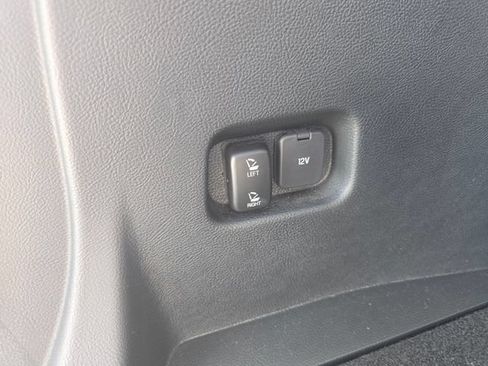 Used 2020 Ford Edge Titanium w/ Equipment Group 301A AWD/4WD image 16