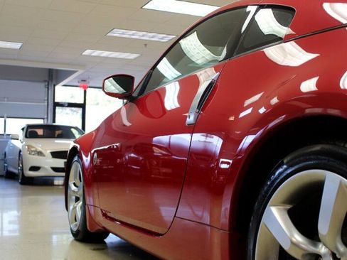 Used 2006 Nissan 350Z Base w/ (N93) Cargo Convenience Pkg image 23