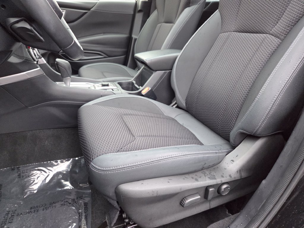 Used 2023 Subaru Forester Premium AWD/4WD image 30