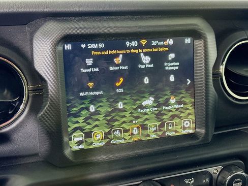 Used 2022 Jeep Wrangler Unlimited Sahara image 23