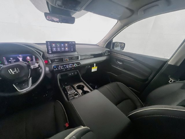 New 2026 Honda Pilot Elite image 17