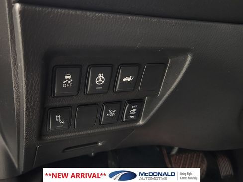 Used 2019 Nissan Pathfinder SL w/ Rock Creek Edition FWD image 23