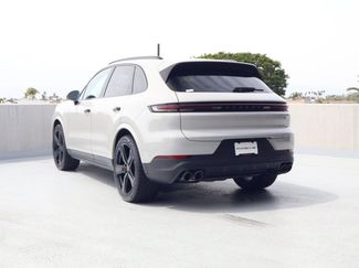 New 2026 Porsche Cayenne video 3
