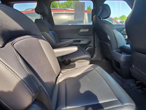 Used 2027 Kia Telluride S image 6