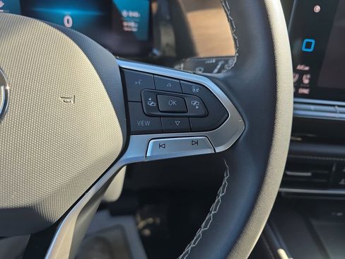 Used 2024 Volkswagen Atlas SE image 22