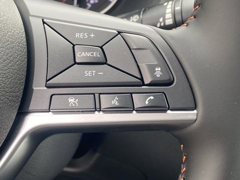 New 2025 Nissan Sentra SR w/ Midnight Edition image 17