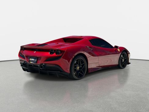 Used 2021 Ferrari F8 Tributo RWD image 3