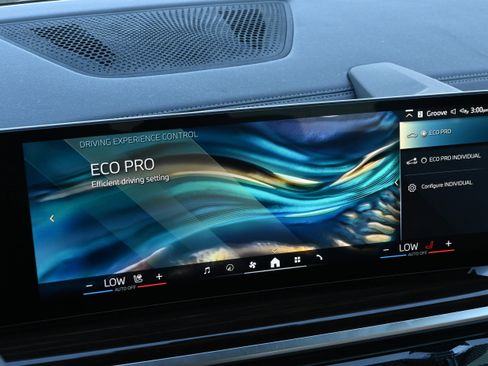 Certified 2025 BMW X5 xDrive40i w/ Premium Package image 33