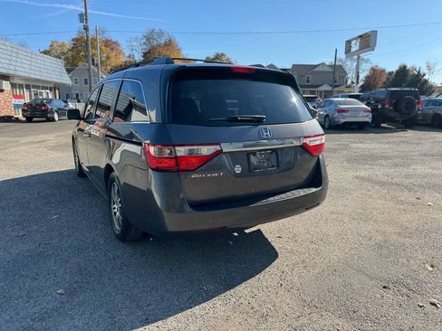 Used 2011 Honda Odyssey EX image 19