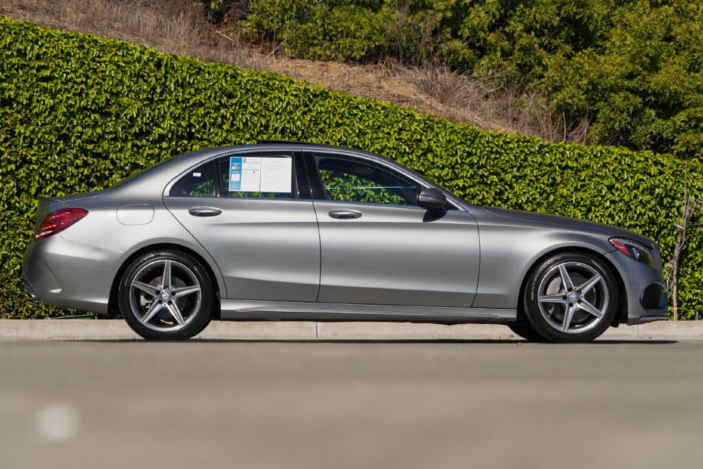 Used 2015 Mercedes-Benz C 300 Sedan image 9