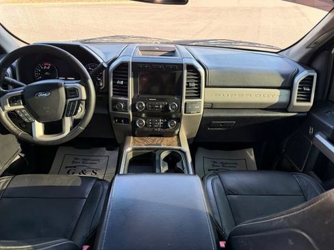 Used 2019 Ford F250 Lariat w/ Chrome Package AWD/4WD image 13