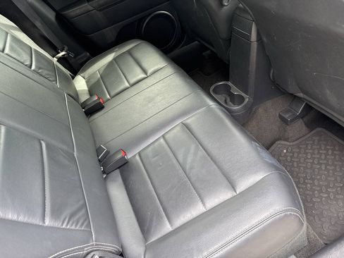 Used 2015 Jeep Patriot High Altitude AWD/4WD image 8