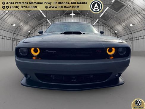 Used 2017 Dodge Challenger R/T Scat Pack RWD image 8