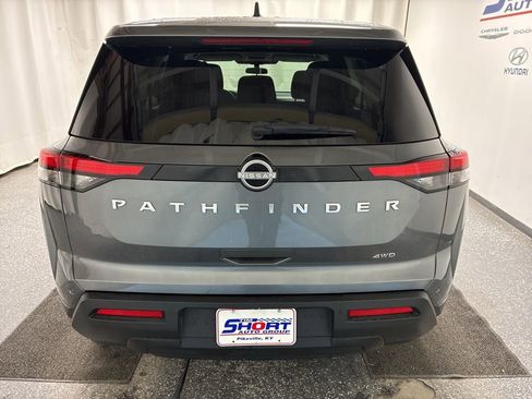 Used 2024 Nissan Pathfinder S image 5