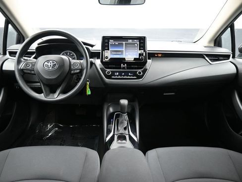 Used 2020 Toyota Corolla LE FWD image 41