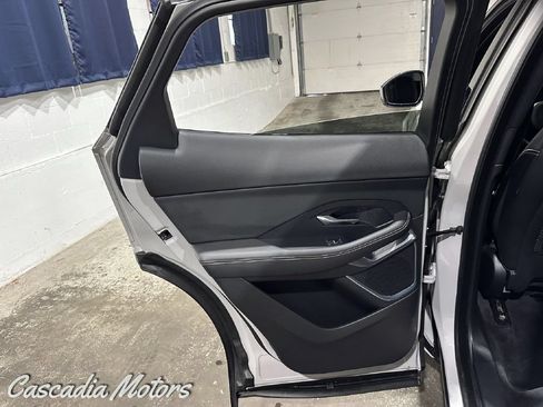 Used 2019 Jaguar E-PACE R-Dynamic HSE AWD/4WD image 21