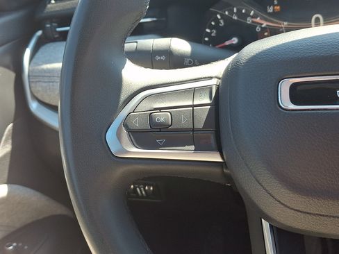 Used 2024 Jeep Compass Latitude AWD/4WD image 21