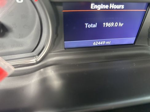 Used 2021 Chevrolet Silverado 1500 LT Trail Boss w/ Convenience Package II image 6