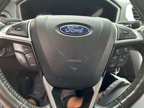 Used 2013 Ford Fusion SE FWD image 20