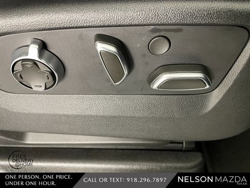 Used 2021 Cadillac Escalade Sport Platinum image 51