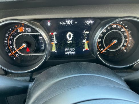 Used 2021 Jeep Wrangler Unlimited Sport AWD/4WD image 11