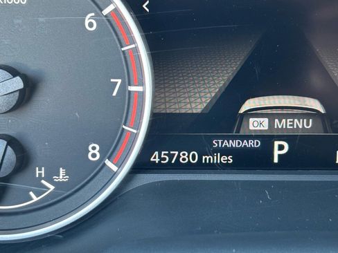 Used 2023 Nissan Rogue SV w/ SV Premium B Package image 15