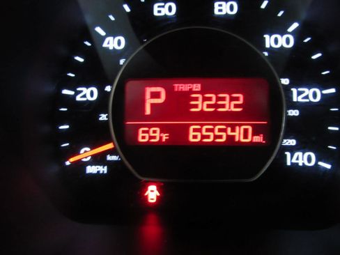 Used 2015 Kia Soul FWD image 11