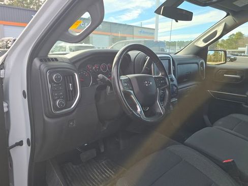 Used 2021 Chevrolet Silverado 1500 RST w/ Z71 Off-Road Package image 9