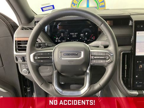 Used 2025 GMC Yukon Denali image 8