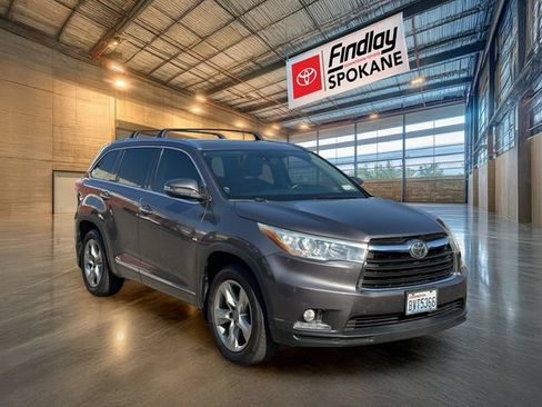 Used 2015 Toyota Highlander Limited Platinum AWD/4WD image 3