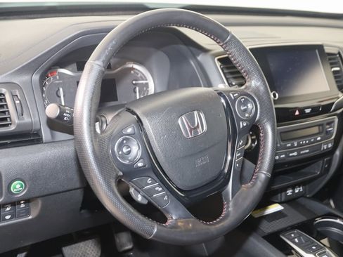 Used 2022 Honda Ridgeline Black Edition image 6