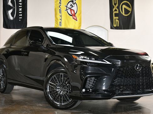 Used 2024 Lexus RX 500h F Sport w/ Convenience Package image 3