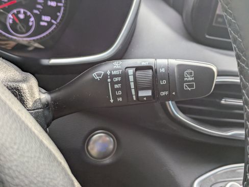 Certified 2023 Hyundai Santa Fe SEL w/ Cargo Package image 32