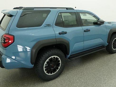 New 2026 Toyota 4Runner TRD Off-Road Premium AWD/4WD image 5