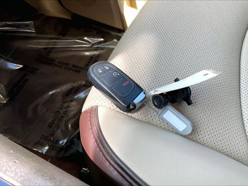 Used 2018 RAM 2500 Longhorn w/ Longhorn Southfork Package image 11