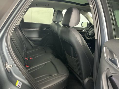 Used 2016 Audi Q3 2.0T Prestige AWD/4WD image 19