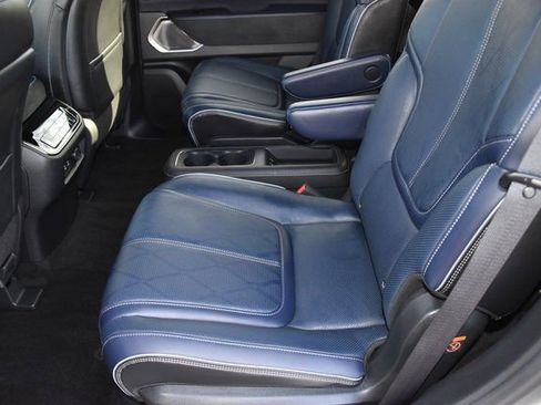 New 2026 INFINITI QX80 4WD w/ Sport Exterior Package image 17